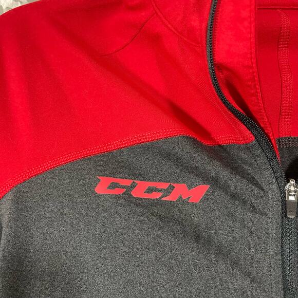 CCM Red & Gray Color Block Activewear 1/4 Zip Jacket - Size Small - Thumbholes - Picture 4 of 7